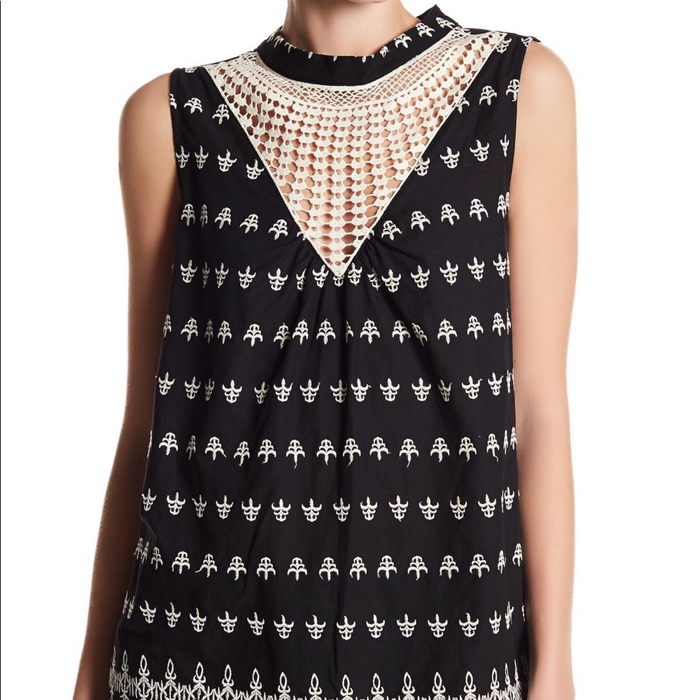 Pleione Tunic Top Croché